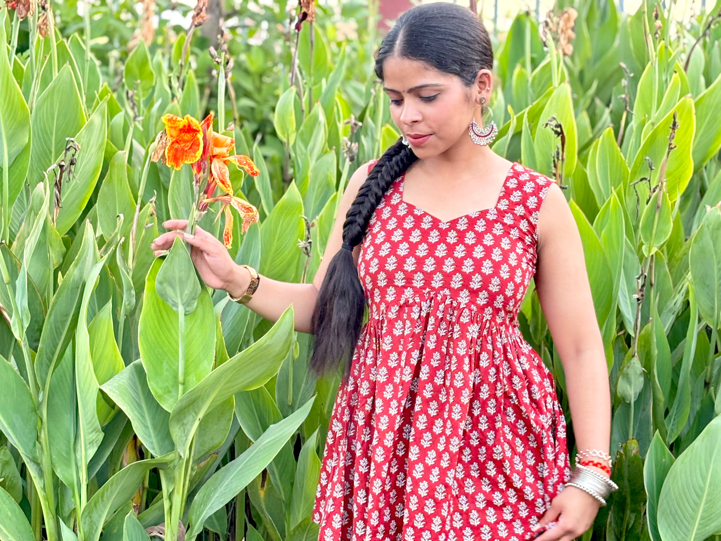 Laal Ishq Kurti
